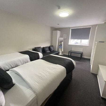 Ryan I Air I Bnb - 102 Mill Street - Free Parking Ливърпул Екстериор снимка