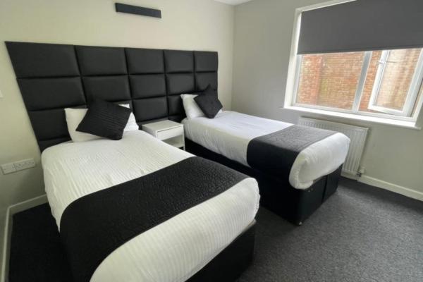 Ryan I Air I Bnb - 102 Mill Street - Free Parking Ливърпул Екстериор снимка